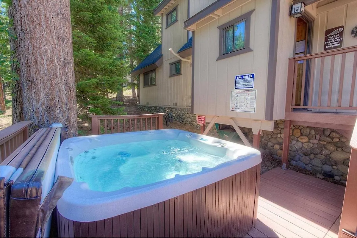 Rocky Top Retreat Home 사우스 레이크 타호 펜션